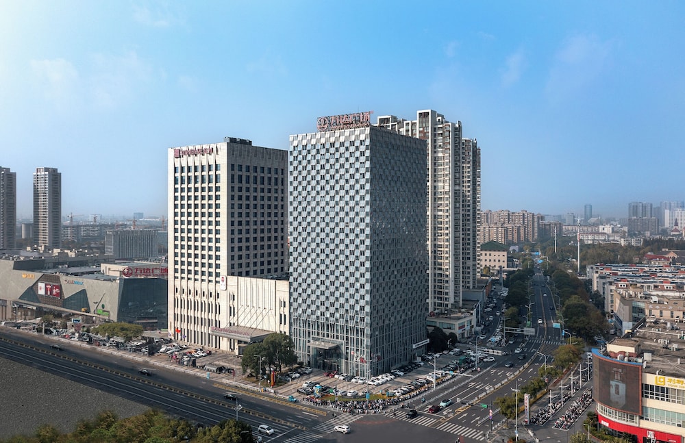 Wanda Realm Taizhou 3/50