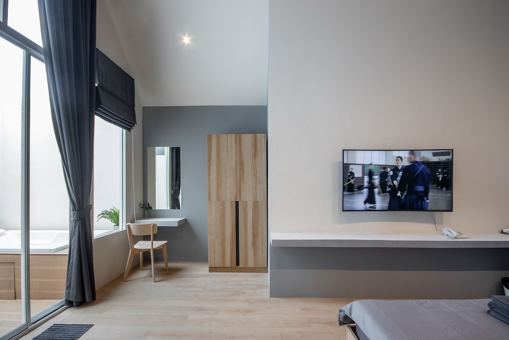 Nidhra Residence 33/50