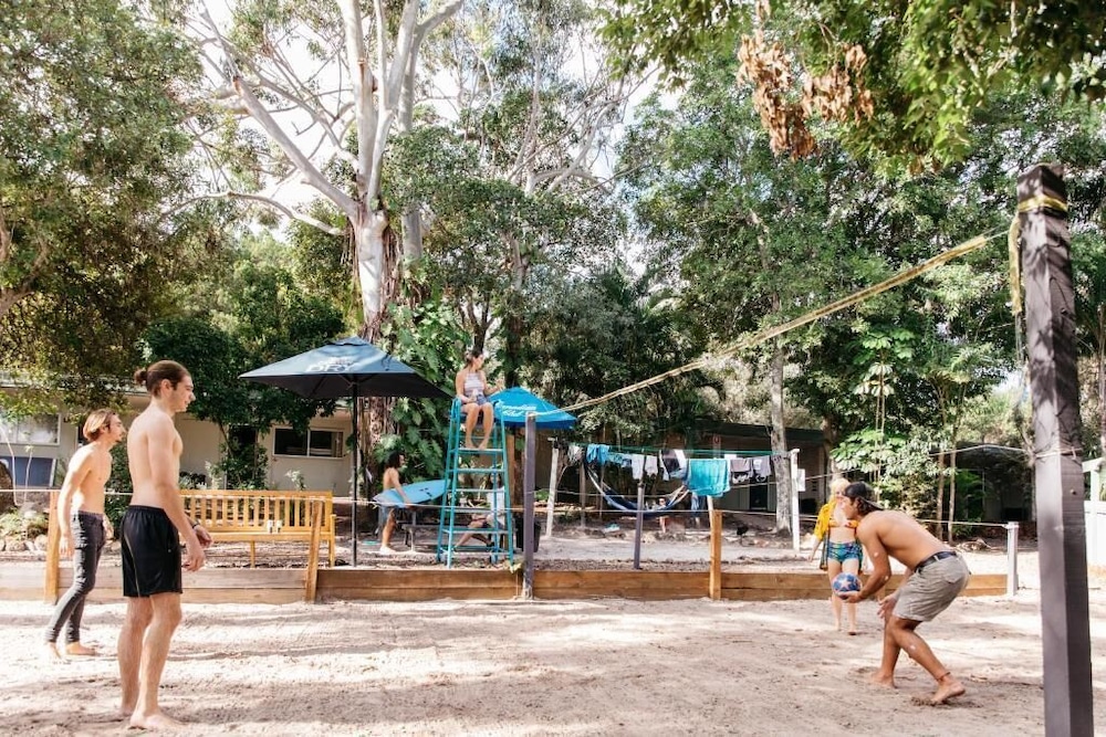 Nomads Noosa Youth Resort 3/60