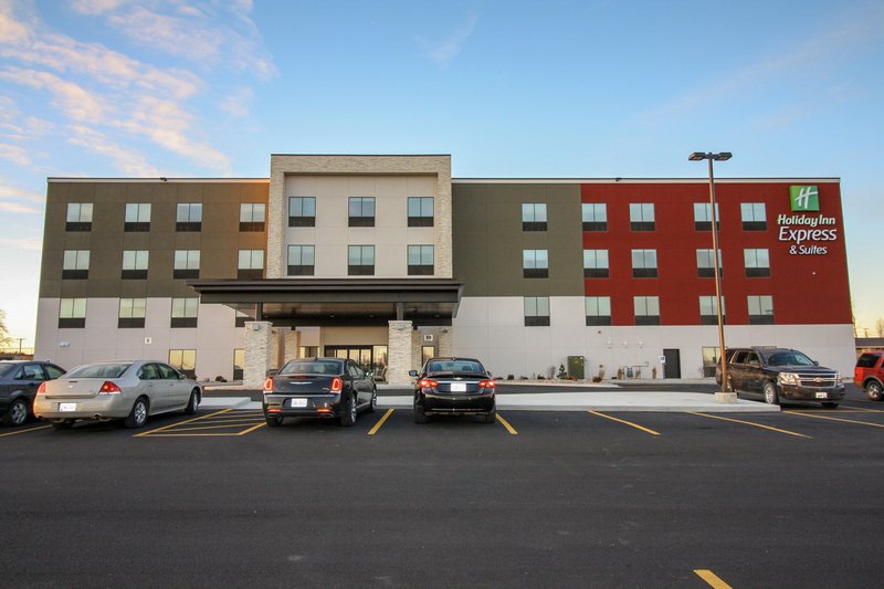 Holiday Inn Express & Suites Kirksville - University Area 36/38