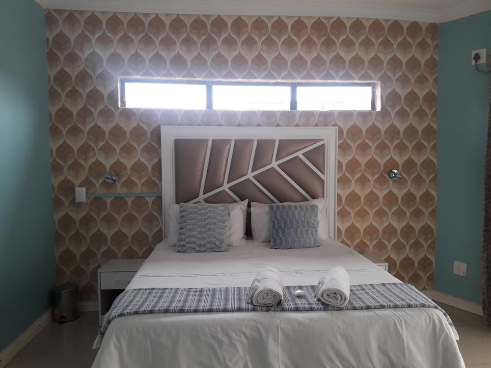 Vakhusi Bed and Breakfast 15/47