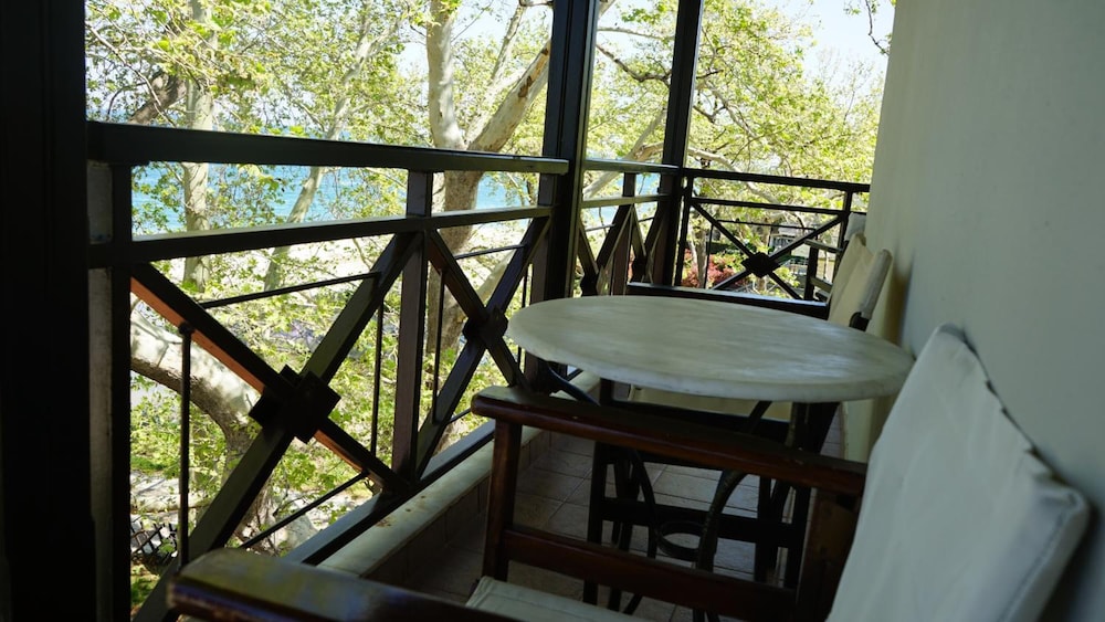 Morfeas Hotel 31/50