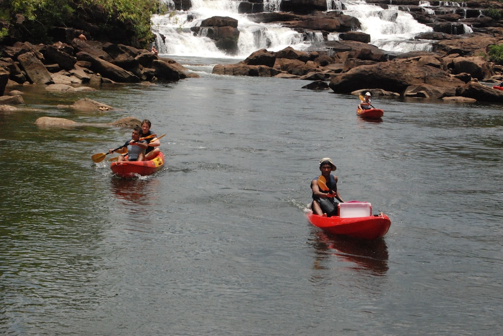 4 Rivers Floating Lodge 39/50