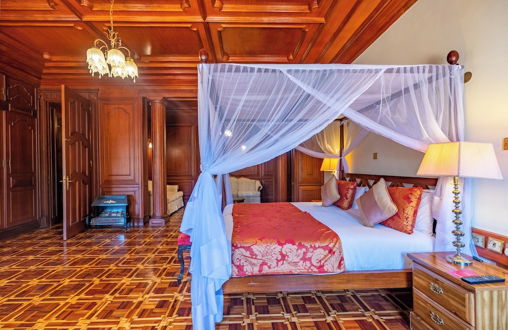 PRESIDENTIAL, SUITE