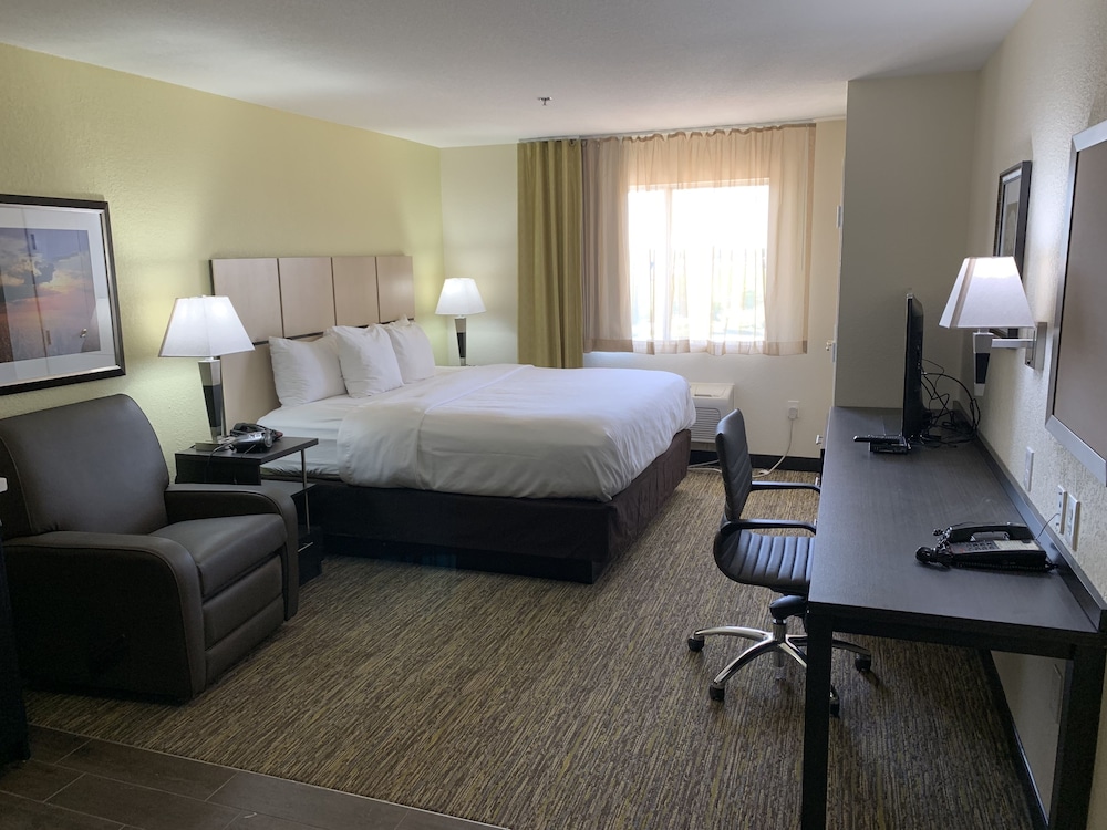 Candlewood Suites Grand Prairie Arlington An Ihg Hotel 14/40