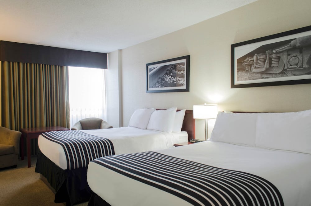Sandman Hotel Lethbridge 12/46