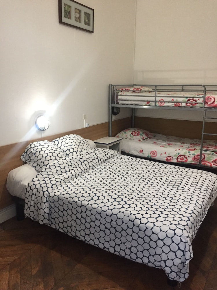 FAMILY, DOUBLE AND BUNK BED