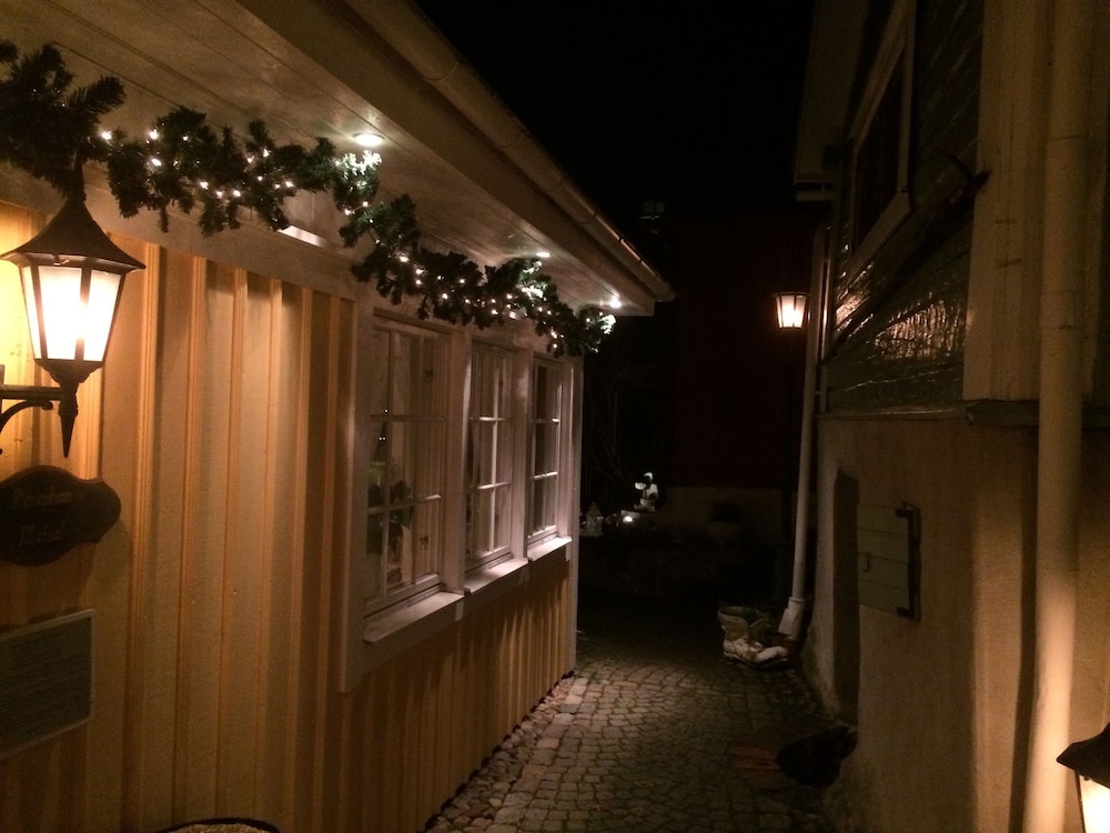 Hotel Amalias Hus 21/30