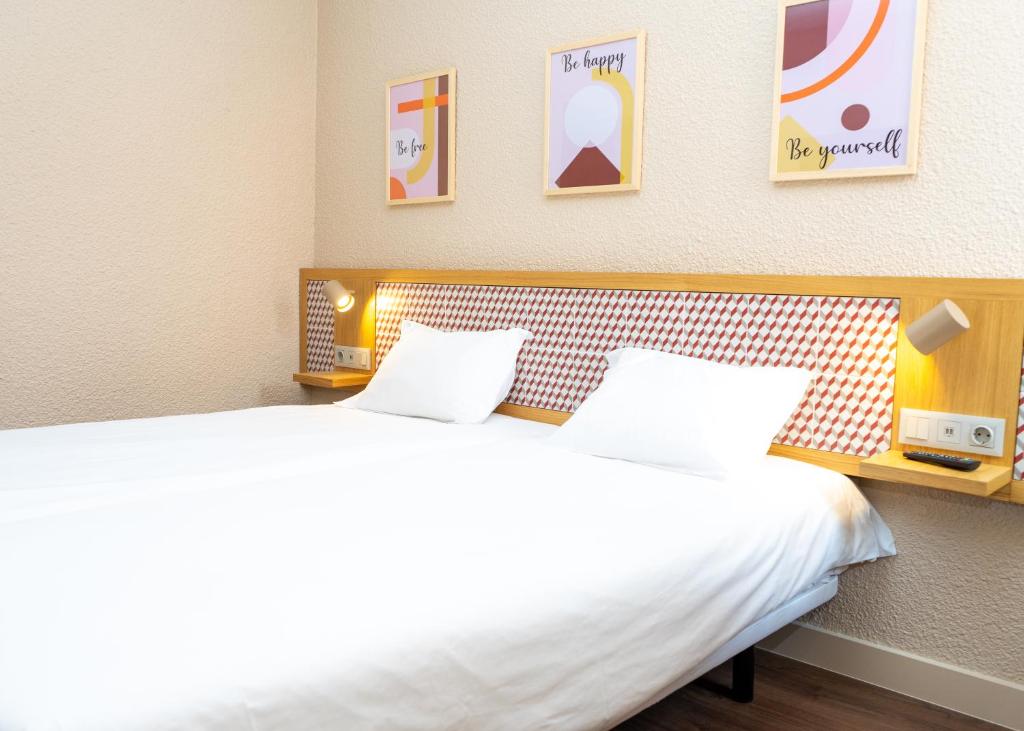 Room, Queen Bed