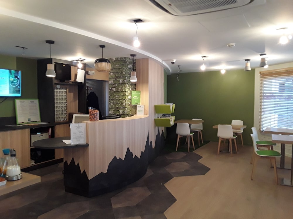 Ibis Styles Annecy Gare Centre 41/58