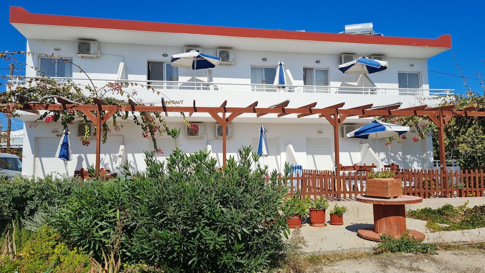Irene Studios in Onia