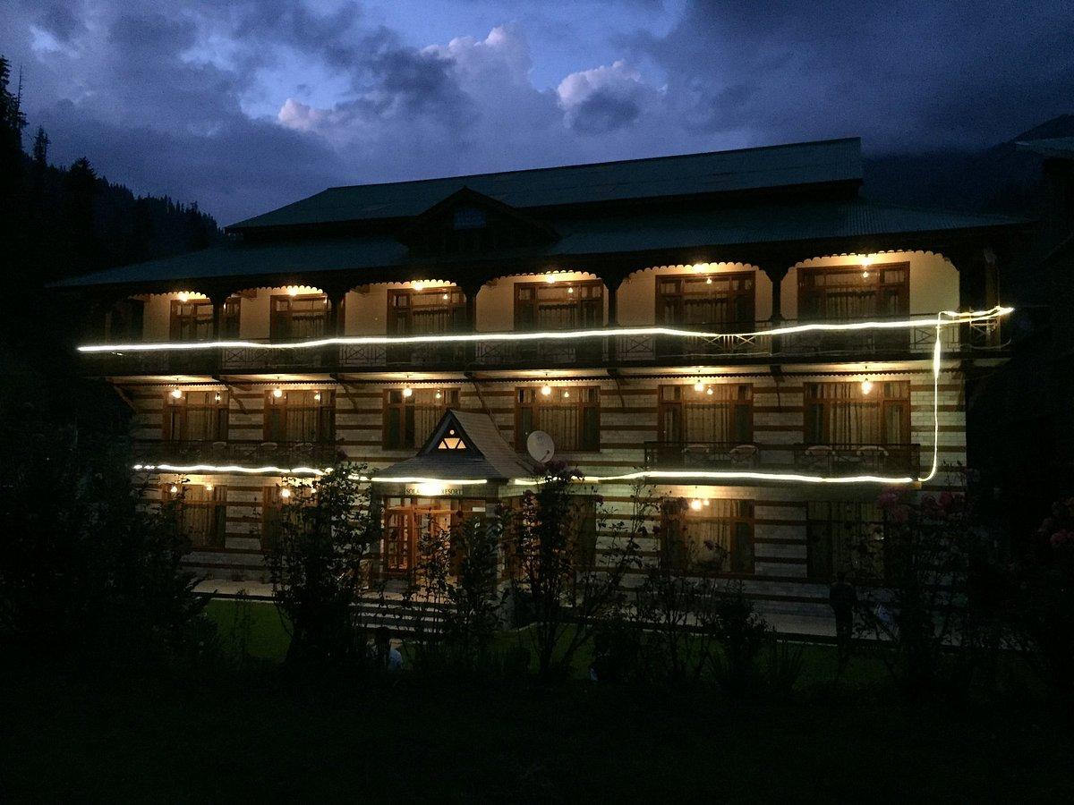 Solang Ski Resort 1/25