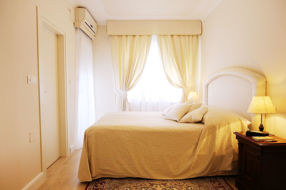Villa Triana 14/70