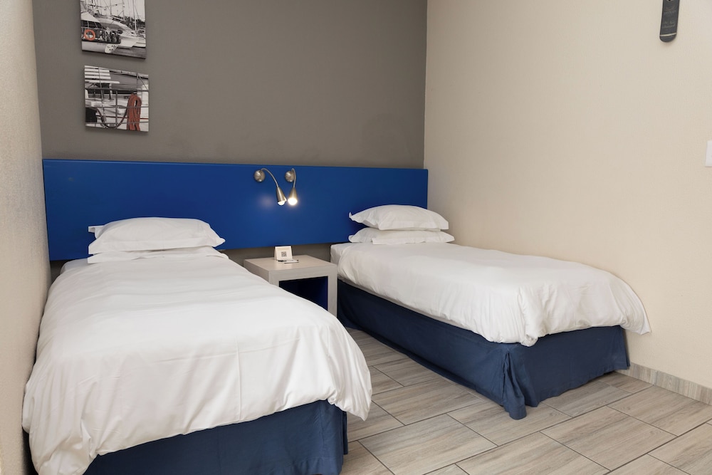 Premier Splendid Inn Bayshore 23/60
