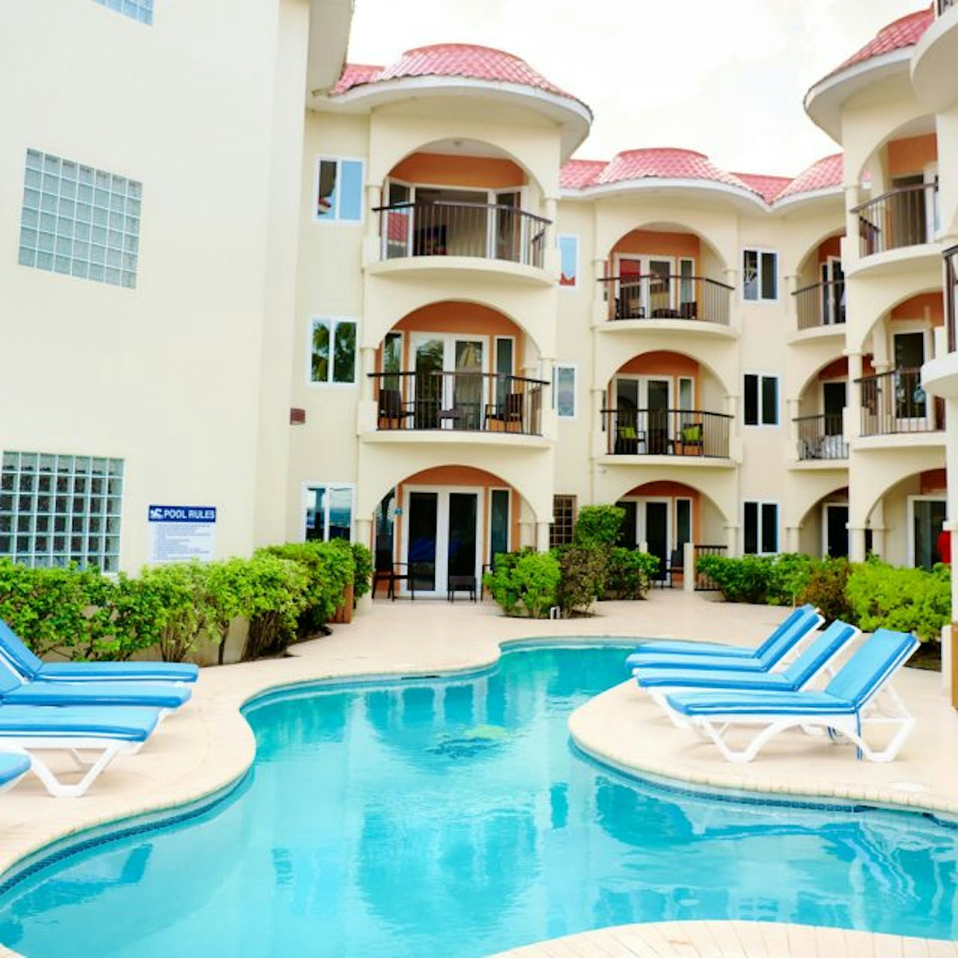 SunBreeze Suites 4/24