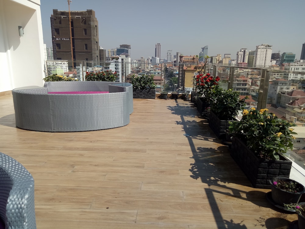 Vinny Boutique Hotel 40/48
