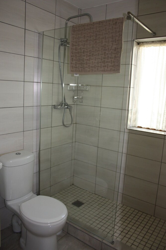 Amies Self-Catering Apartments 29/30