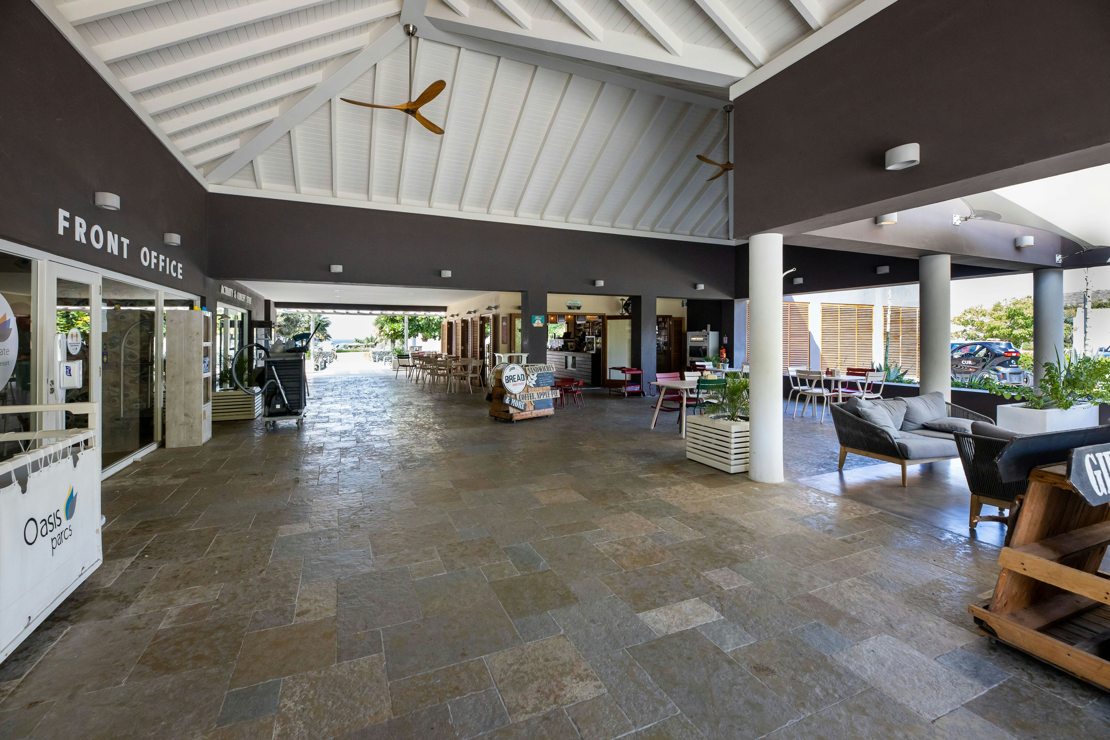 Coral Estate Luxury Resort 5/50