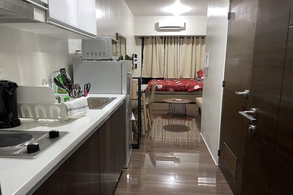 Luxe Air Residences by Makati 10/57