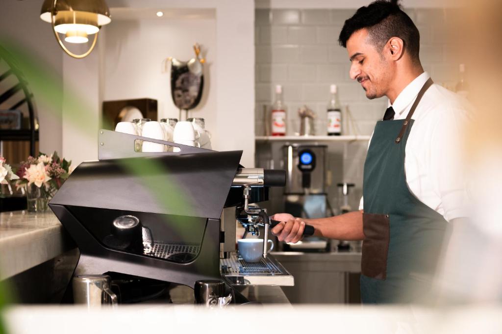 فندق سكون(Sukoon Hotel Jeddah) 10/50