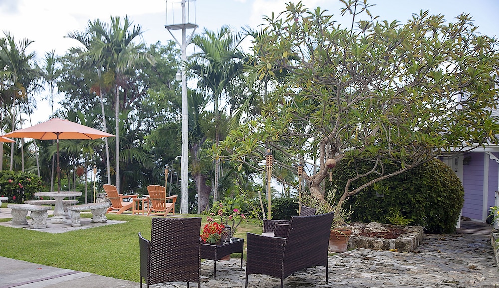 Orange Hill Beach Inn 58/60