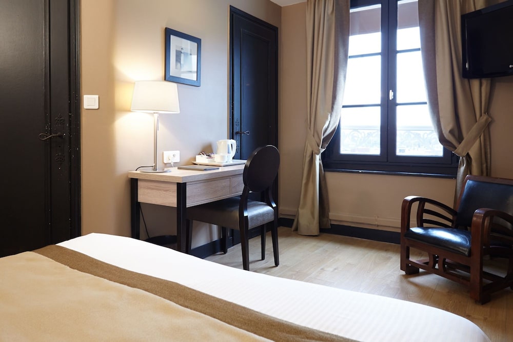 Best Western Le Cheval Blanc 24/54