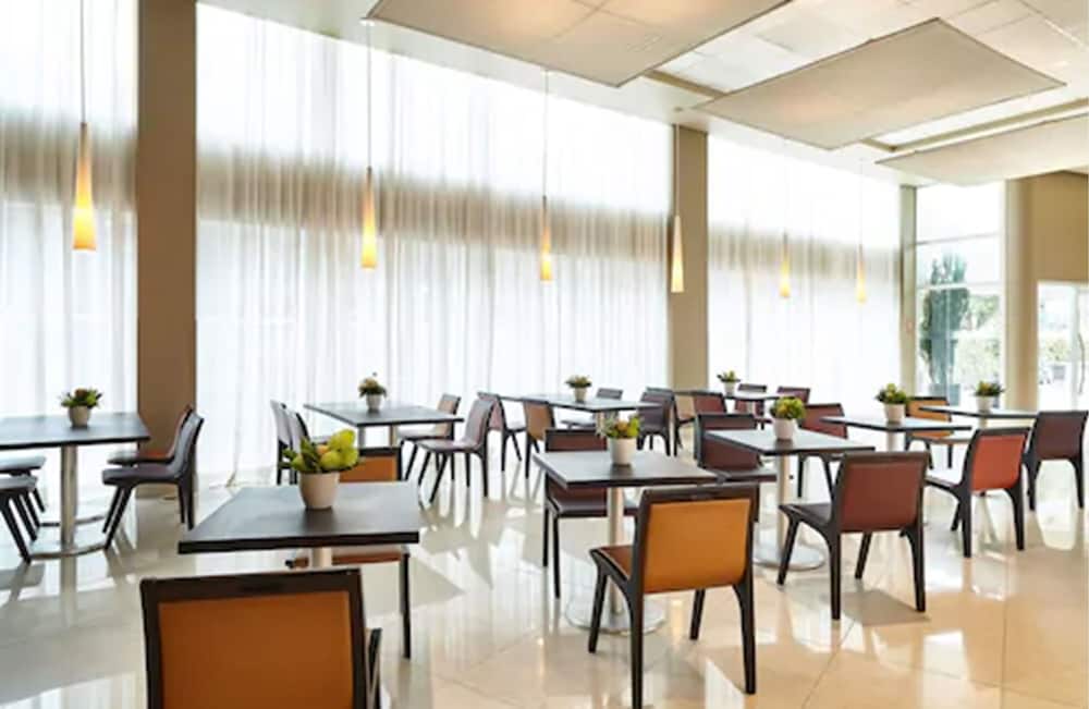 Sheraton Vitoria Hotel 31/43