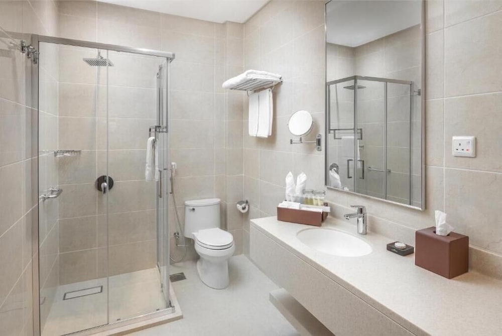 فندق قمر جدة(Landmark Hotel & Suites (formerly Al Qamar Hotel)) 46/46