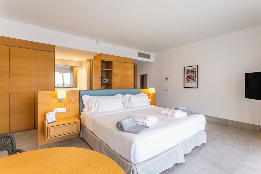 Barcelo Praia Cape Verde 17/50