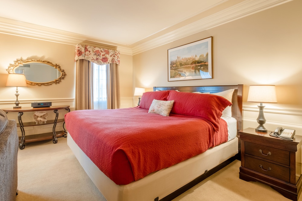 Windsor, Suite, King Bed