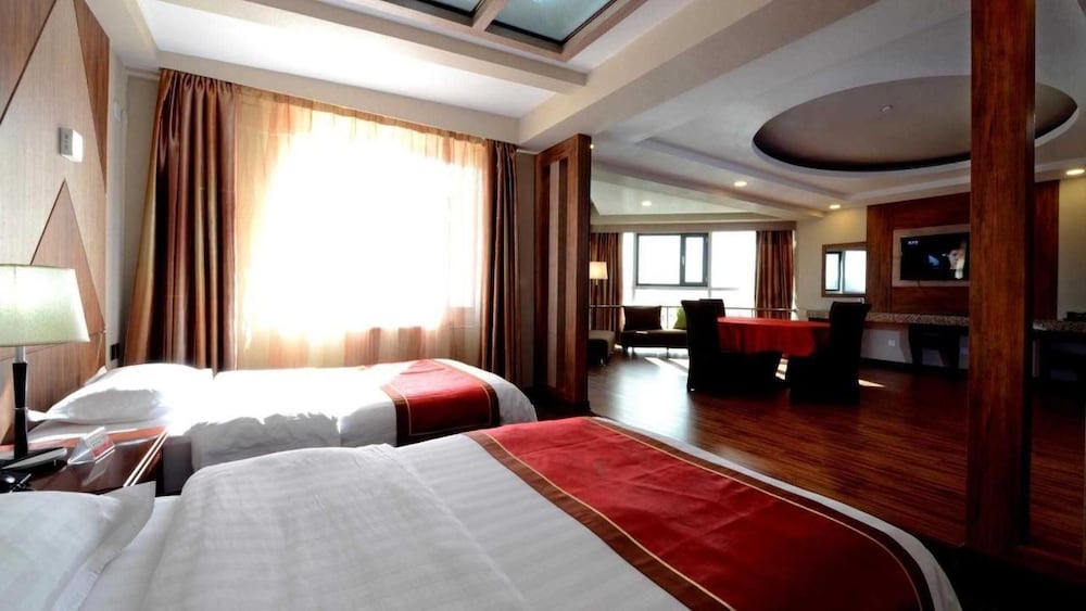 Zolo Hotel 7/38