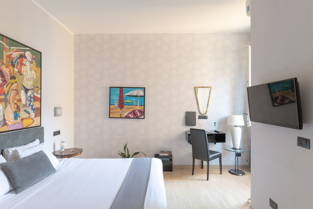 SUPERIOR, DOUBLE BED