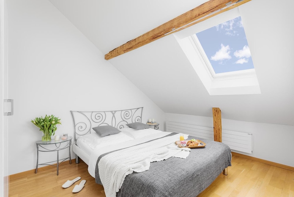 STANDARD, SINGLE BED