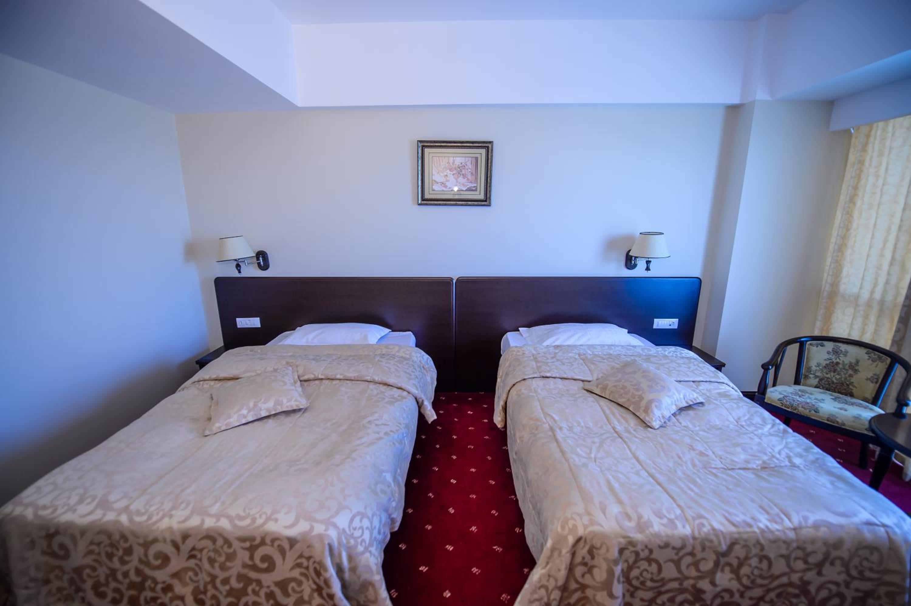 Esplanada Hotel 14/50