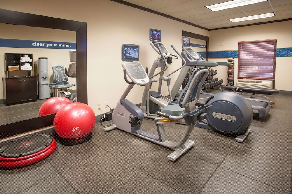 Hampton Inn & Suites Mobile Providence Park/Airport 29/56