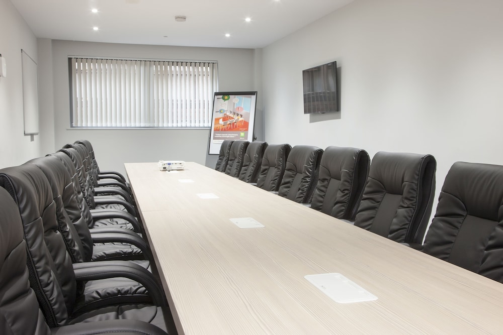ibis Styles London Heathrow Airport 65/72