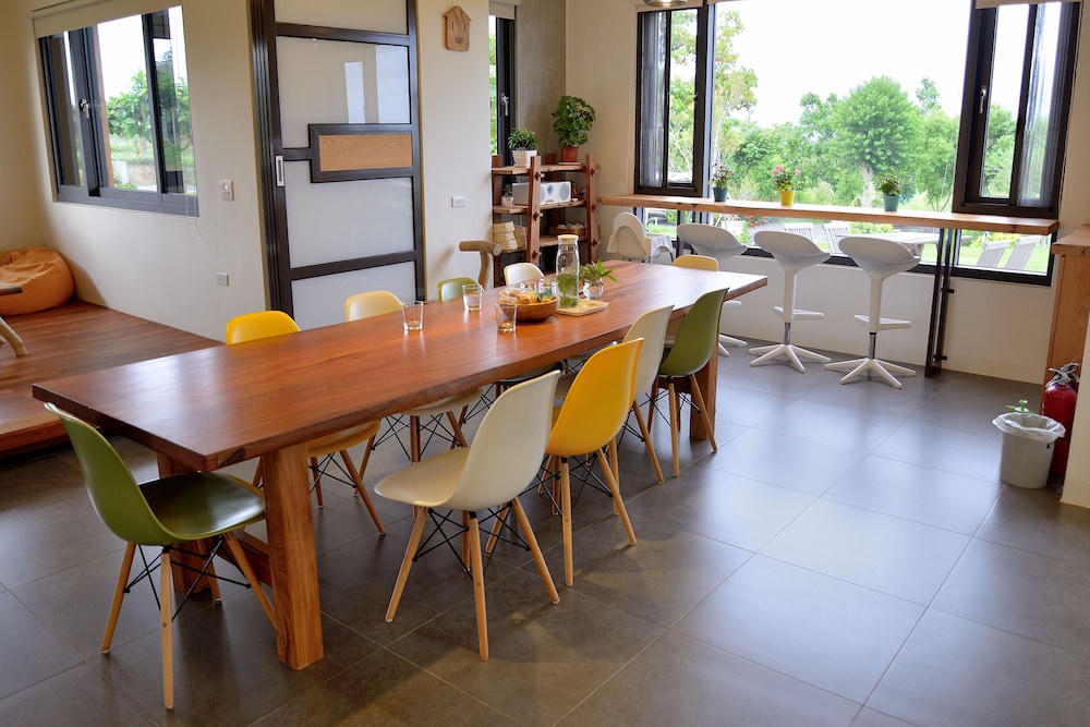 The Tree Bed and Breakfast 57/71