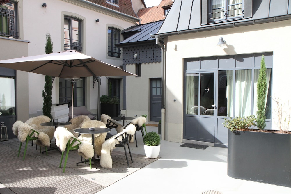 Hotel Quatorze 1/59