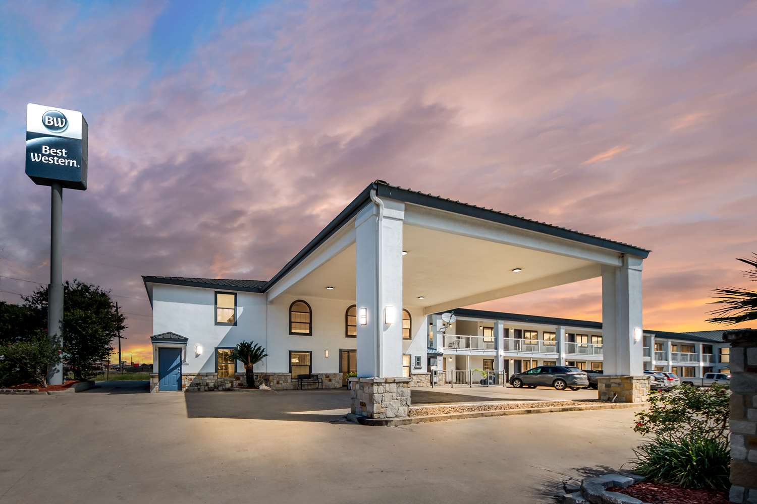 Best Western George West Executive Inn 2/30