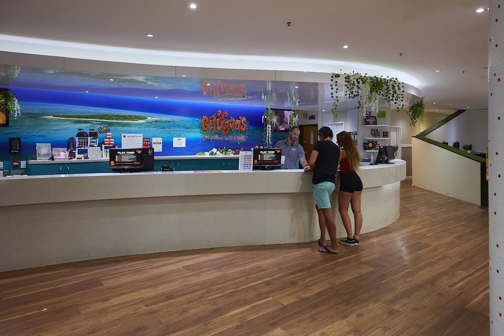 Gilligan S Backpackers Hotel Resort Cairns 6/65