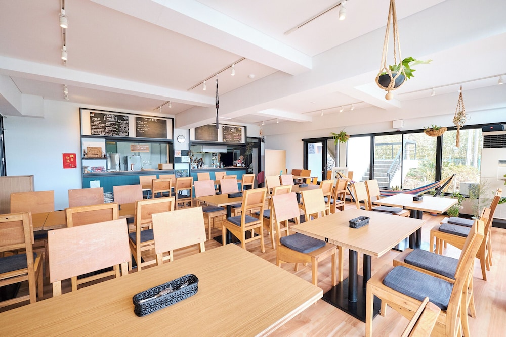 J-Hoppers Lake Biwa Guesthouse - Hostel 46/61