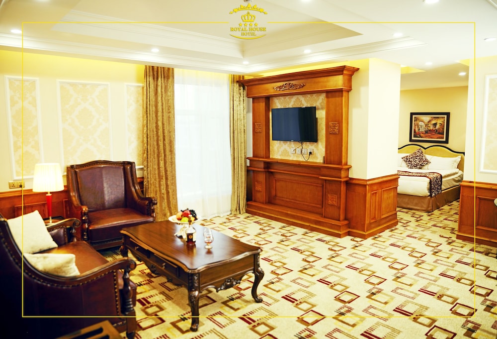 Royal House Hotel 2 29/49