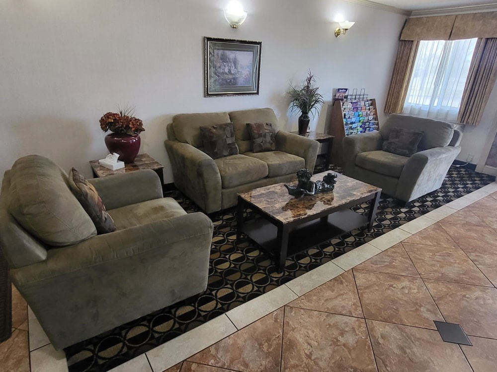 FairBridge Inn and Suites Sunnyside 15/27