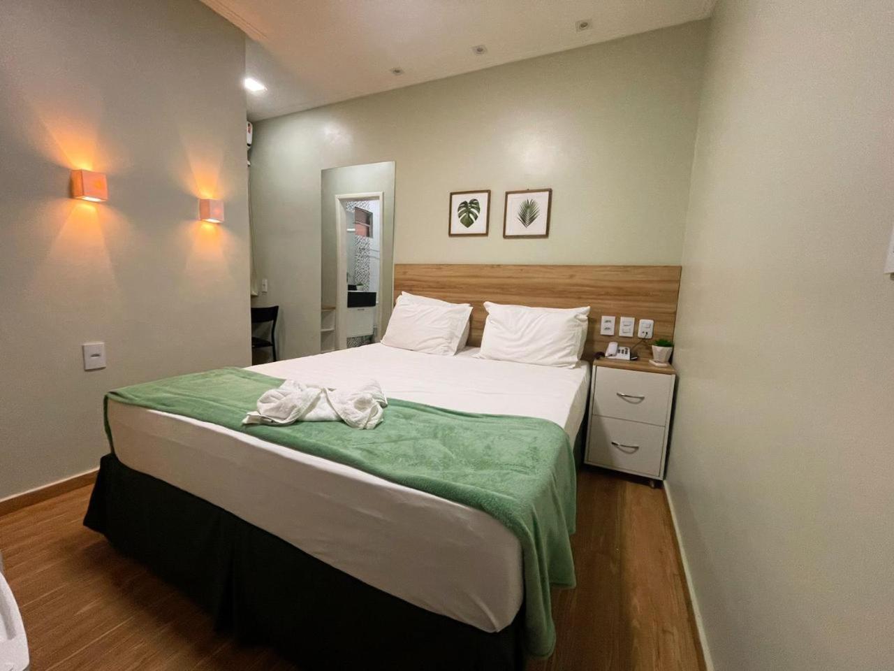 Pureza Hotel 24/50