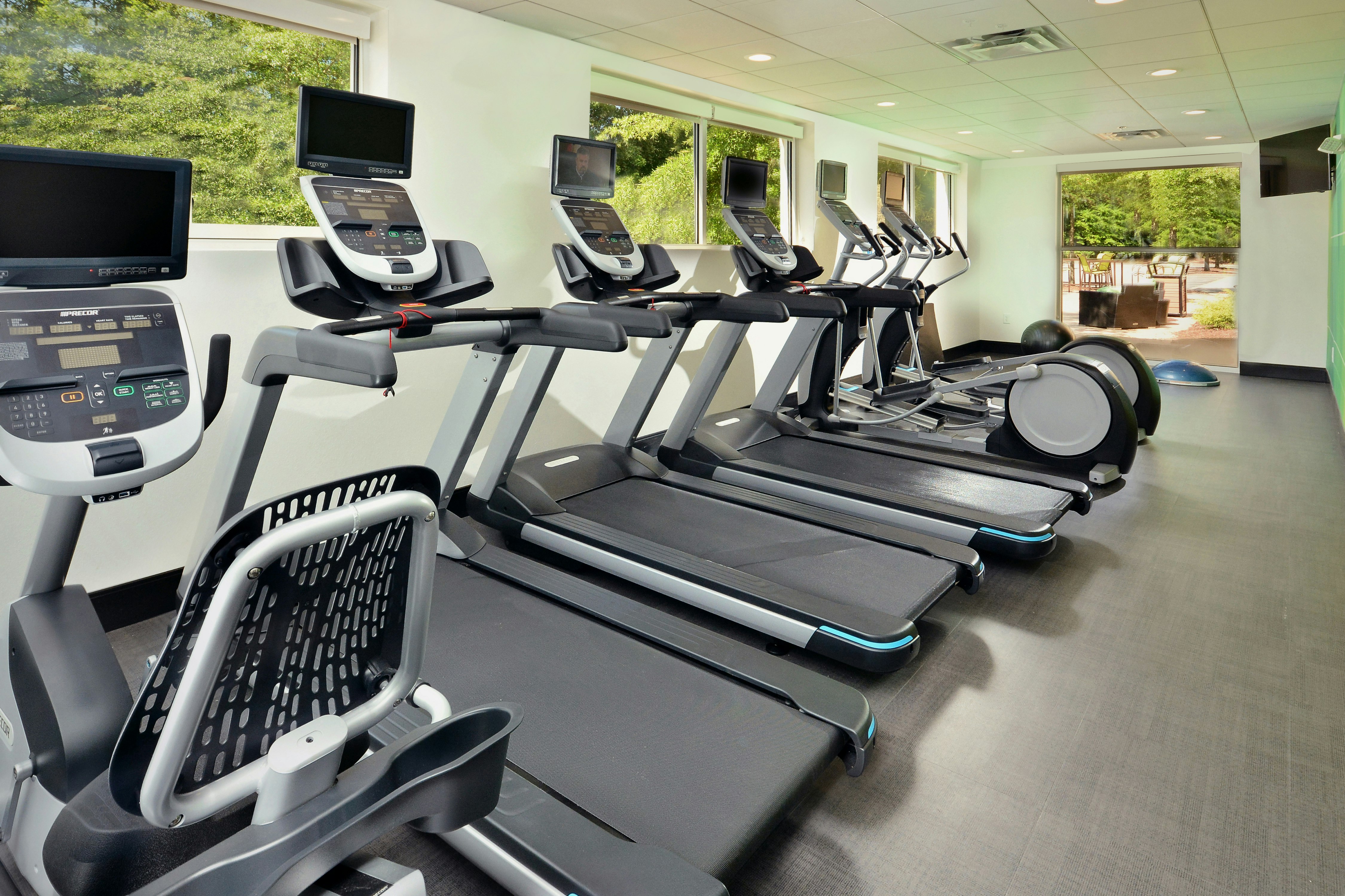 Holiday Inn Raleigh-Durham Airport 33/66