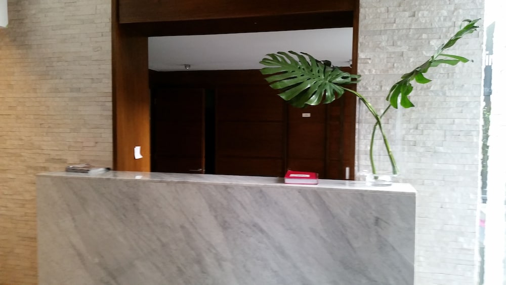 Apart Suites 3/42