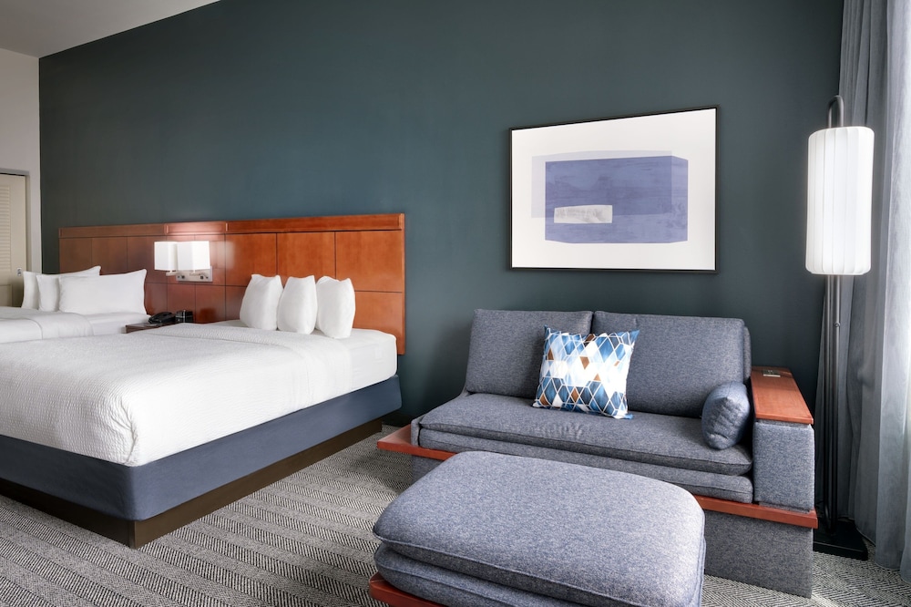Room, 2 Queen Beds