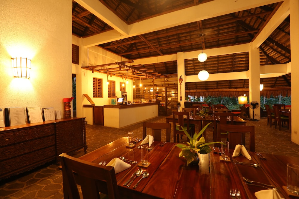 Amun Ini Beach Resort & Spa 36/50