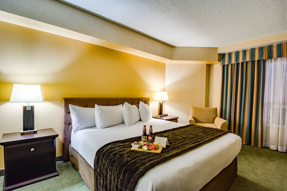 2 BEDROOMS, FAMILY SUITE