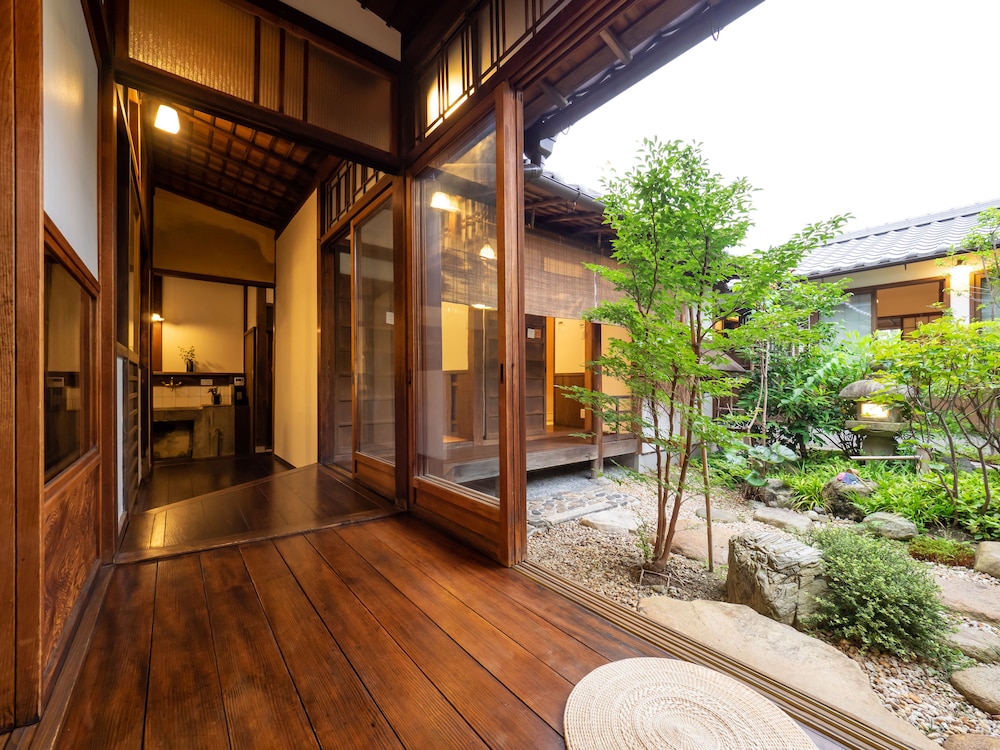 Inase Otsu Machiya Bed & Breakfast 59/68